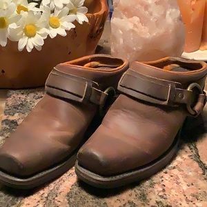 Frye mules size7 1/2